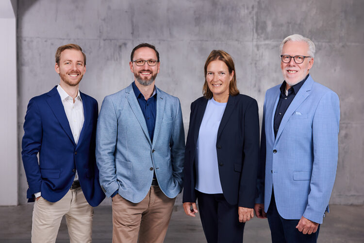 Kontaktiere uns oder bewirb dich bei Poburski Futura